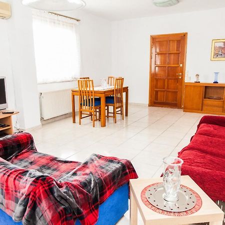 Sunny Apartment Near Metro Station Atenas Exterior foto