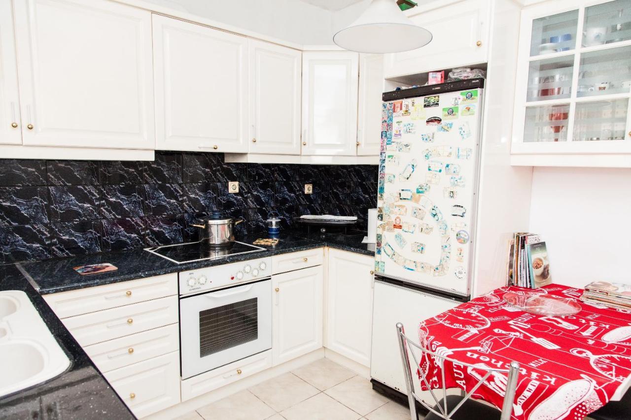 Sunny Apartment Near Metro Station Atenas Exterior foto